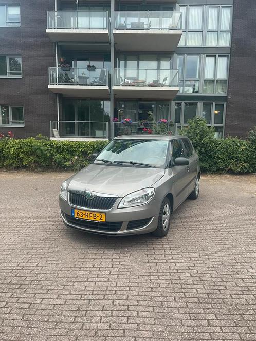 Skoda Fabia 1.2 51KW 2011 Grijs, Auto's, Skoda, Particulier, Fabia, Benzine, B, Hatchback, Handgeschakeld, Origineel Nederlands