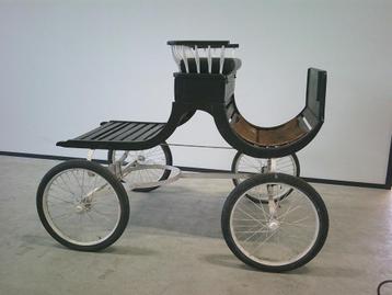 Gebruikte enkelspan concourwagen. beschikbaar voor biedingen