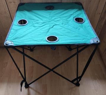opvouwbaar camping bier tafel in foudraal  70 x 70 x 70 cm  beschikbaar voor biedingen