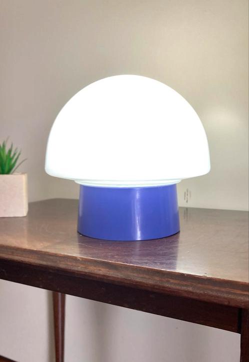 Vintage Space Age Mushroom plafondlamp of tafellamp paars, Huis en Inrichting, Lampen | Plafondlampen, Zo goed als nieuw, Glas