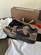 Travis Scott x Air Jordan Jumpman Jack TR "Dark Mocha" (43), Bruin, Nieuw, Ophalen of Verzenden, Sneakers of Gympen