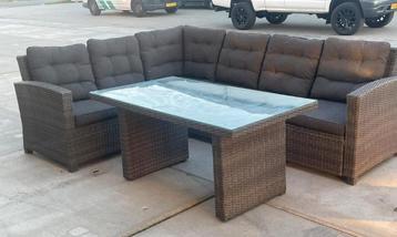 Mooie loungeset met antracietkleurige kussens  beschikbaar voor biedingen