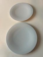 2-Alessi borden, Huis en Inrichting, Keuken | Servies, Overige materialen, Ophalen of Verzenden, Zo goed als nieuw, Bord(en)