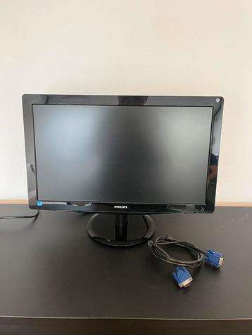 Philips Monitor 55cm DVI/VGA