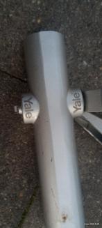 Yale deurdranger, Ophalen of Verzenden, Gebruikt, IJzer, Overige typen