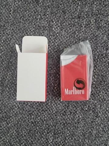 Marlboro Aansteker. beschikbaar voor biedingen