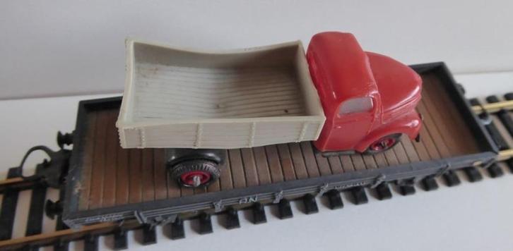 Electrotren - platte wagon met vrachtwagen EBRO - uniek, Hobby en Vrije tijd, Modeltreinen | H0, Zo goed als nieuw, Wagon, Gelijkstroom