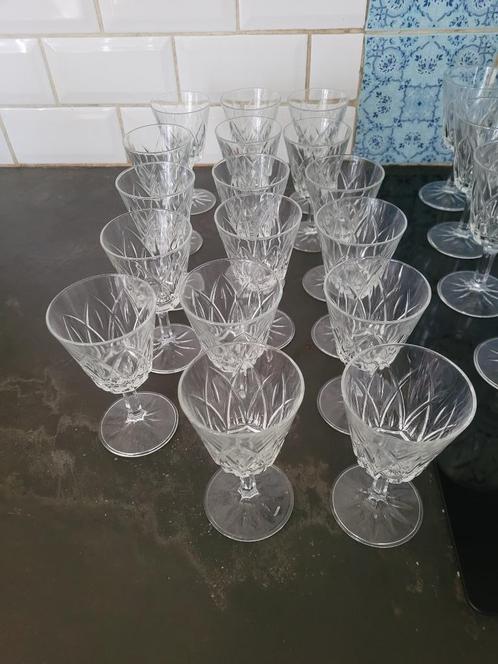 vintage wijnglazen per stuk 1.50 euro, Verzamelen, Glas en Borrelglaasjes, Zo goed als nieuw, Overige typen, Ophalen of Verzenden