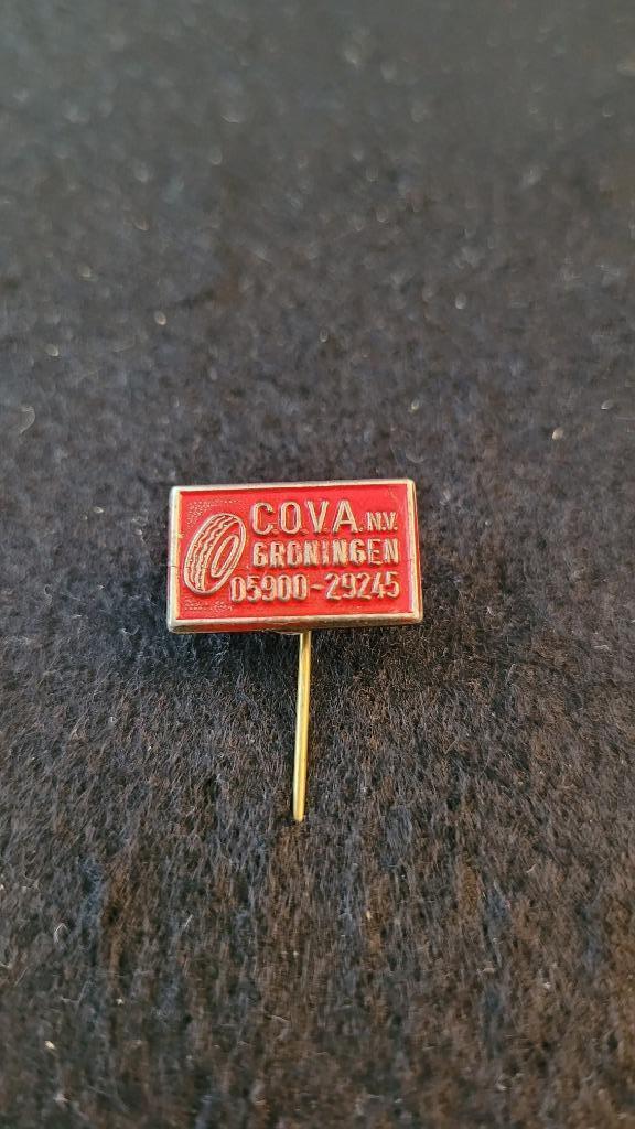COVA banden Groningen speldje, Verzamelen, Speldjes, Pins en Buttons, Zo goed als nieuw, Speldje of Pin, Merk, Verzenden