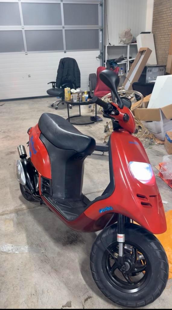 Gilera typhoon 70 2 takt 1992, Fietsen en Brommers, Scooters | Piaggio, Zo goed als nieuw, Overige modellen, Maximaal 25 km/u