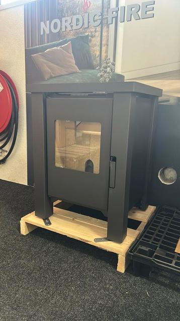Duroflame Carré t3 voorraad/showmodel. beschikbaar voor biedingen