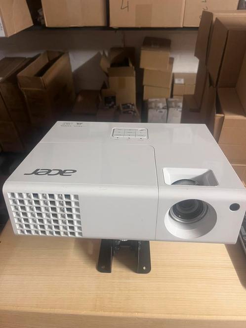 Acer 1173DLP beamer/ projector, Audio, Tv en Foto, Beamers, Zo goed als nieuw, Ophalen of Verzenden