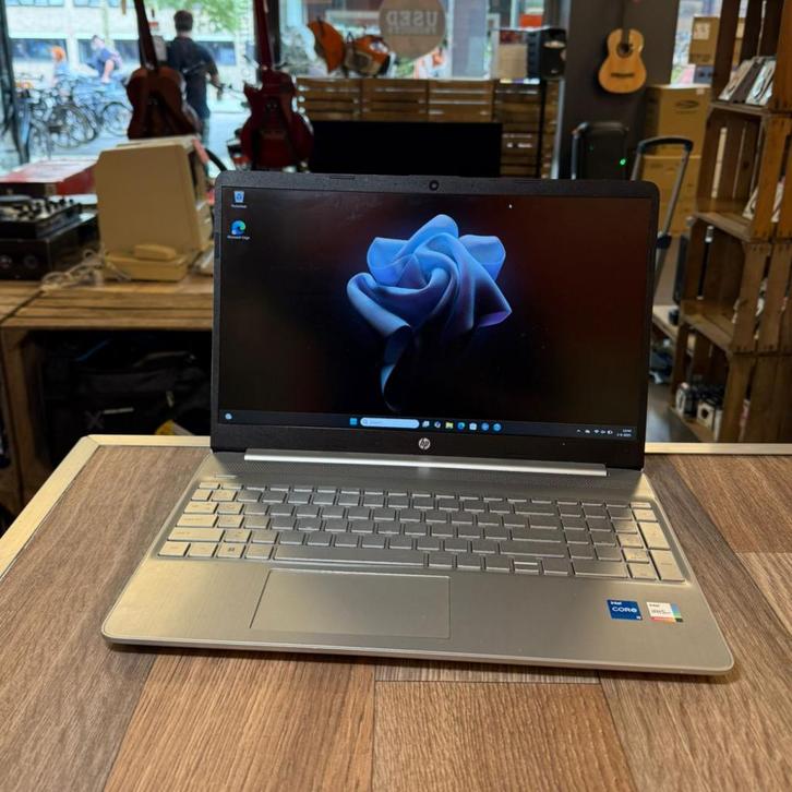 HP 15S FQ4415ND I5-1155G7 8GB 500GB SSD | Met garantie, Computers en Software, Windows Laptops, Zo goed als nieuw