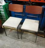 2 vintage stoelen samen voor 35, Huis en Inrichting, Stoelen, Ophalen, Twee, Hout, .