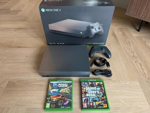Xbox One X 1TB (Gold Rush Special Edition) + 2 games, Spelcomputers en Games, Spelcomputers | Xbox One, Zo goed als nieuw, Xbox One X