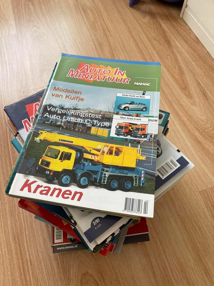 De Modelauto en Auto in Miniatuur, Boeken, Tijdschriften en Kranten, Zo goed als nieuw, Ophalen