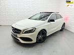Mercedes-Benz A-klasse 160 AMG NIGHT PANO NAVI LEER NAP, Auto's, Gebruikt, 4 cilinders, Leder en Stof, Wit