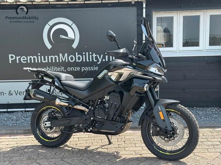 CFMOTO 800MT EXPLORE (ALL BLACK MET REMUS DEMPER), Motoren, Motoren | Overige merken, Bedrijf, Overig, meer dan 35 kW, 2 cilinders