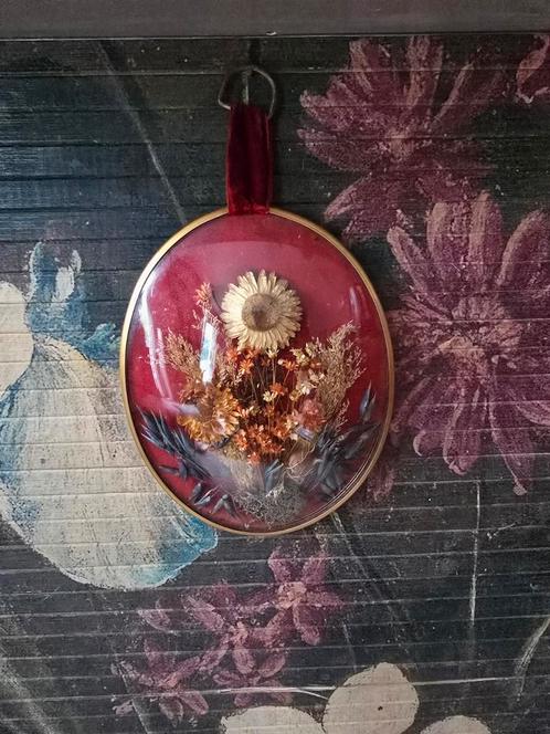 Antiek bolglas lijstje droogbloemen boeket, Antiek en Kunst, Curiosa en Brocante, Ophalen of Verzenden