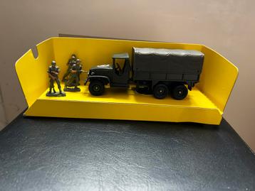 Solido 6032 GMC Tourelle 6 wheeldrive incl 4 figuurtjes beschikbaar voor biedingen