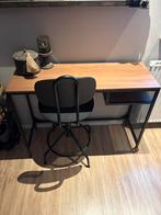 Bureau met bureaustoel - Hout & Metaal, Huis en Inrichting, Ophalen, Met wielen, Gebruikt, Bureau