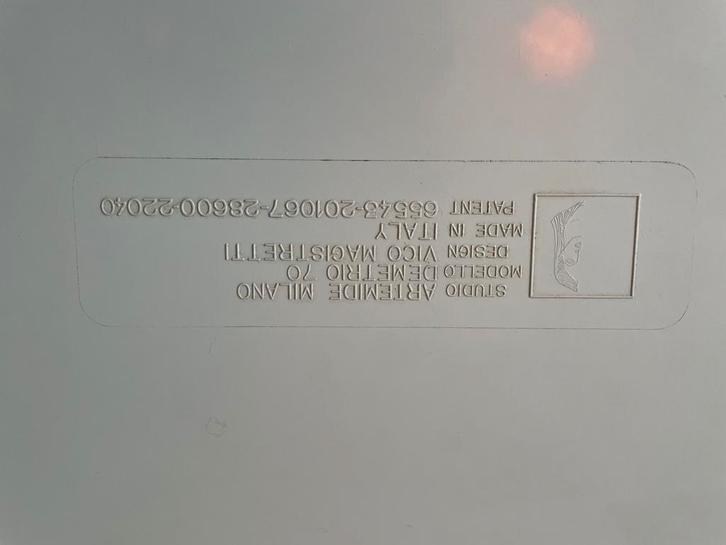 Demetrio 70 Salontafel - Vico Magistretti, Huis en Inrichting, Tafels | Bijzettafels, Gebruikt, Rechthoekig, Minder dan 45 cm