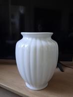 Bloempot of vaas, Huis en Inrichting, Woonaccessoires | Vazen, Ophalen, Gebruikt, Wit, Aardewerk of Porselein