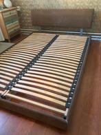 Stijlvol taupe 2p bed incl bodems (140x200), Ophalen, Gebruikt, Overige kleuren, Tweepersoons