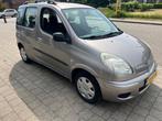 Toyota YARIS 1.3 VVT-I, Voorwielaandrijving, 86 pk, Gebruikt, 4 cilinders