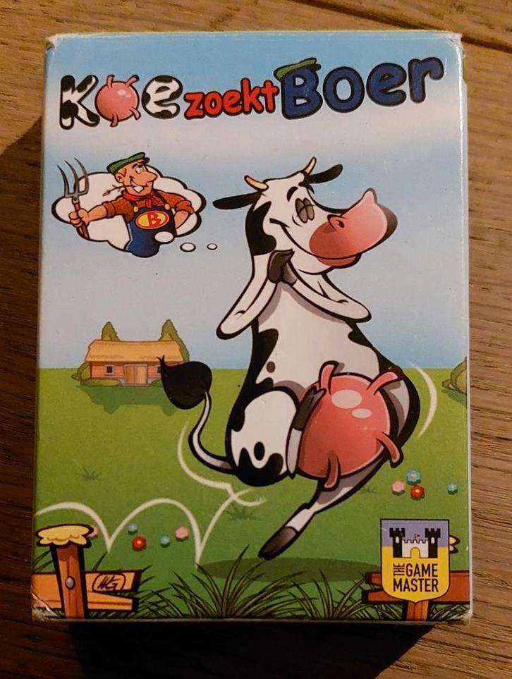 Koe zoekt Boer Kaartspel - The Game Master, Hobby en Vrije tijd, Gezelschapsspellen | Kaartspellen, Zo goed als nieuw, Een of twee spelers
