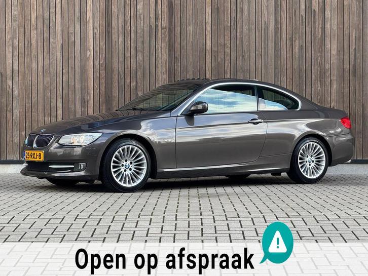 BMW 3-serie Coupé 325i Business Line |Leder|Trekhaak|, Auto's, BMW, Bedrijf, Te koop, 3-Serie, ABS, Airbags, Airconditioning, Bluetooth