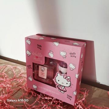 Hello Kitty Parfum en body mist - Nieuw! beschikbaar voor biedingen