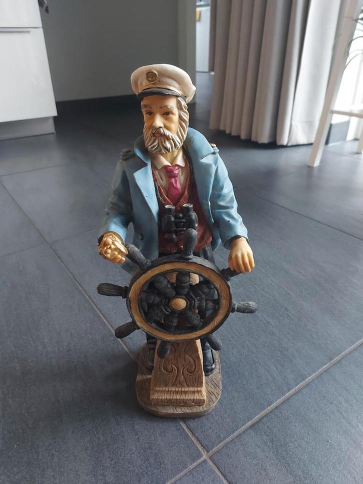 Maritiem beeld van een kapitein aan het roer, Verzamelen, Beelden en Beeldjes, Zo goed als nieuw, Mens, Ophalen