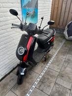 ZGAN niu electrische scooter, Fietsen en Brommers, Scooters | Overige merken, Ophalen, Maximaal 45 km/u, Elektrisch, Zo goed als nieuw