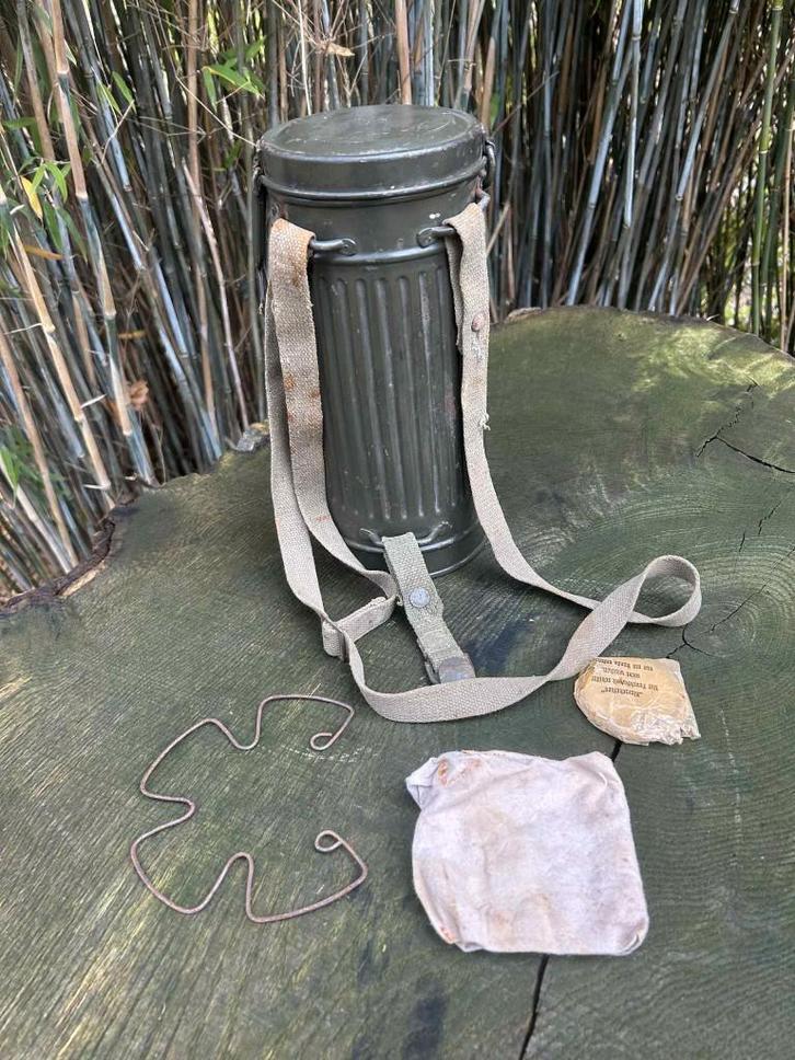 Duitse gasmaskerbus WOII, Verzamelen, Militaria | Tweede Wereldoorlog, Helm of Baret, Duitsland, Ophalen of Verzenden