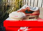 Limited Edition Nike Air Max Essential 1 Amsterdam City Pack, Overige kleuren, Nieuw, Ophalen of Verzenden, Sneakers of Gympen