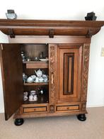 Prachtige Ranken kast, Ophalen, Eikenhout, Zo goed als nieuw, Minder dan 150 cm