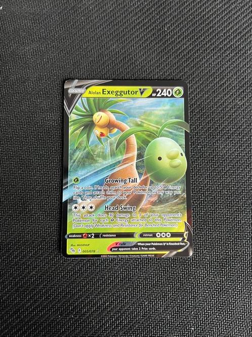 Alolan Exeggutor V #005, Hobby en Vrije tijd, Verzamelkaartspellen | Pokémon, Nieuw, Losse kaart, Foil, Ophalen of Verzenden