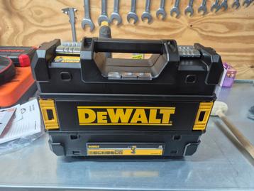 DeWalt TSTAK Gereedschapskoffer nieuw beschikbaar voor biedingen