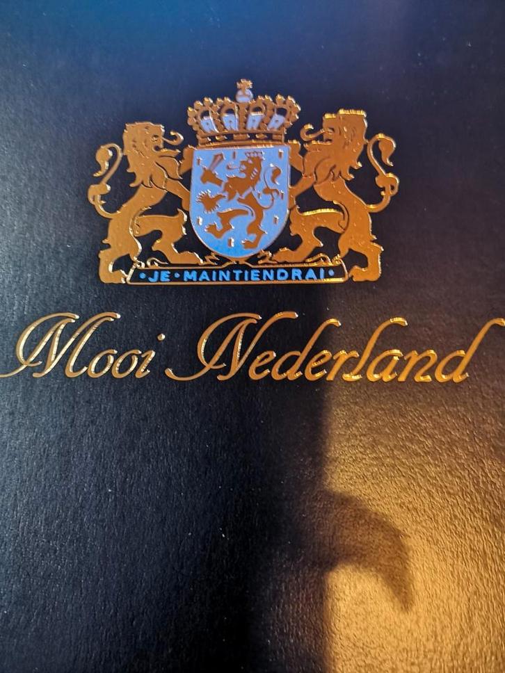 Davo Luxe Album Mooi Nederland 2005/2006, Verzamelen, Ansichtkaarten | Nederland, Ongelopen, Zuid-Holland, 1980 tot heden, Verzenden