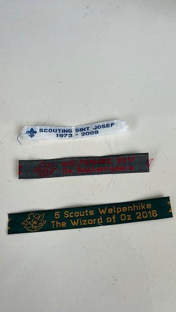 Naambandjes insignes scouting beschikbaar voor biedingen