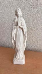 Prachtige mooie fijn wit porseleinen biddende Madonna/Maria., Ophalen, Zo goed als nieuw, Beeld(je)