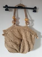 Beige gevlochten stro schoudertas van
Witteveen. Zgan., Ophalen of Verzenden, Zo goed als nieuw, Beige