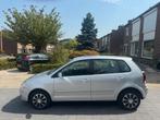 Volkswagen Polo 1.2  5-drs 47KW Cross 2005 Grijs Apk 08-2026, Auto's, Volkswagen, Voorwielaandrijving, Stof, 64 pk, Zwart