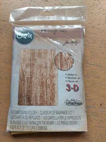 Tim Holtz embossingfolders beschikbaar voor biedingen