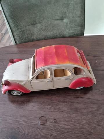 Retro auto's, bus zoeken een mooi plekje in huis beschikbaar voor biedingen