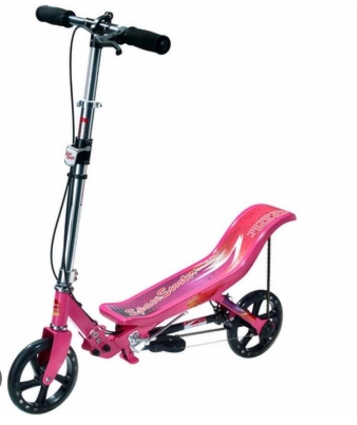 Space scooter rose, Hobby en Vrije tijd, Modelbouw | Vliegtuigen en Helikopters, Zo goed als nieuw, Groter dan 1:72, Overige merken