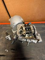 3v Cilinderkop/ subframe/ injector (Vespa sprint), Ophalen of Verzenden, Benzine