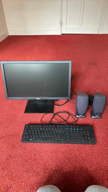 Dell monitor / beeldscherm, boxjes en toetsenbord. beschikbaar voor biedingen