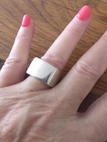 Maat 18,5 - Zilveren (925) VIERKANTE ring beschikbaar voor biedingen